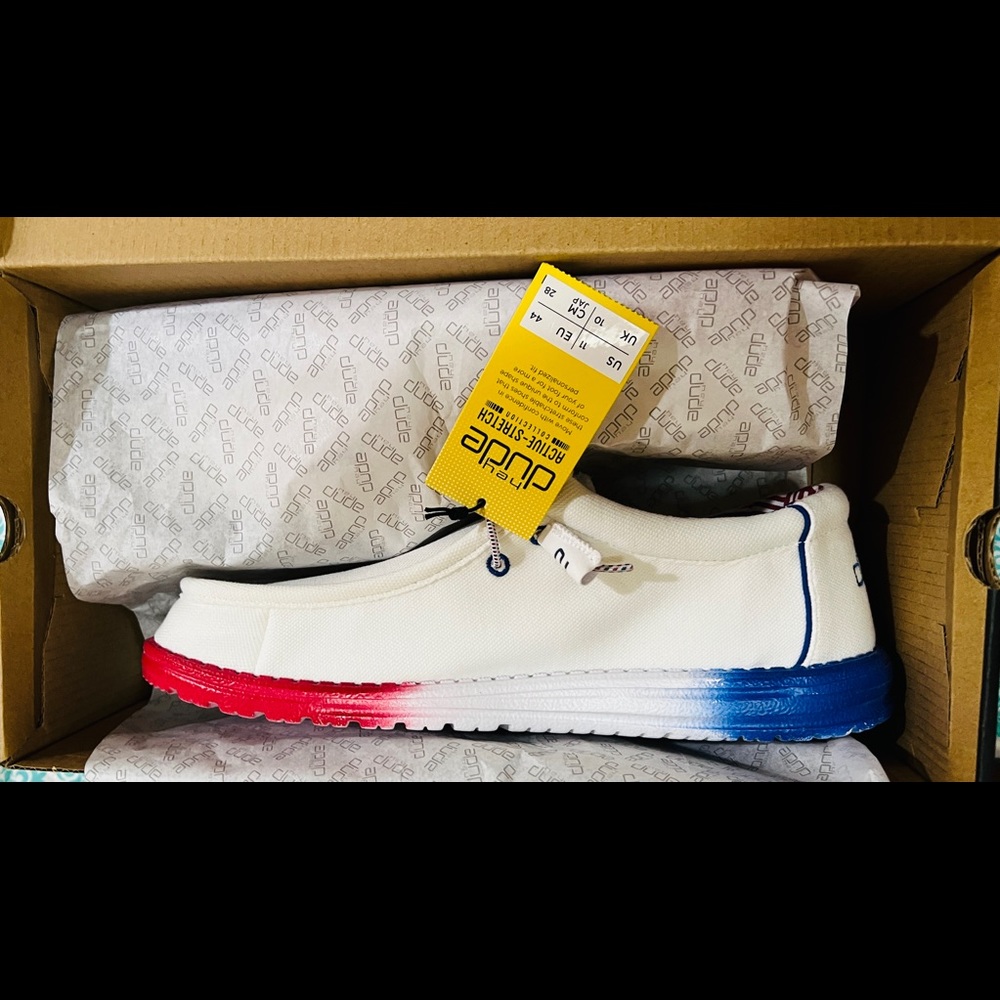 Hey Dude Wally Stretch Salute Shoes Mens Size 11 Buckle Exclusive